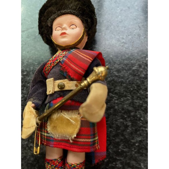 Vintage 1950's Scottish Drum Major Doll Carrying Ceremonial Mace 7" Full Costume - Picture 3 of 10